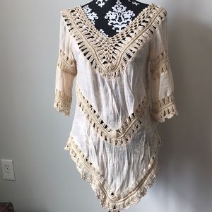 Lovely Day Cream cut-out top